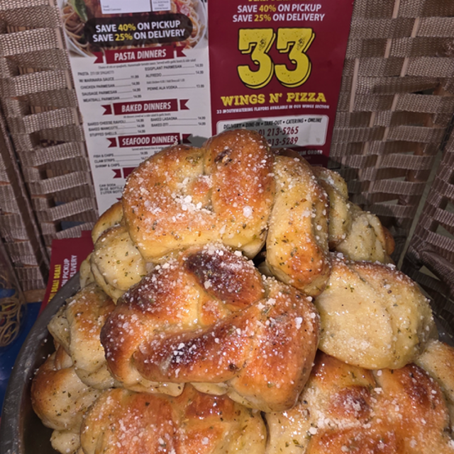 Garlic Knots.